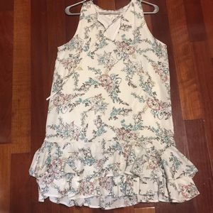 White floral dress with cute ruffle